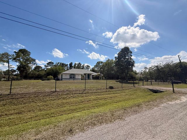 17770 75th Place N, The Acreage, FL 33470