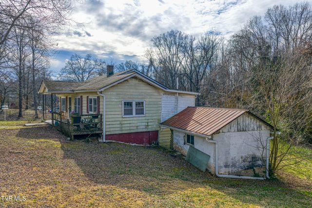 1605 Lynnwood Drive, Johnson City, TN 37601