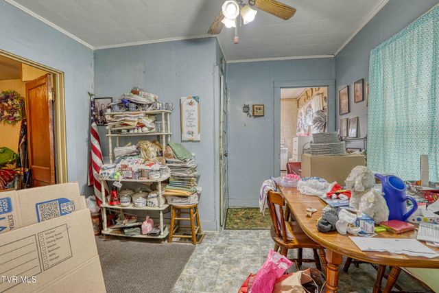 1605 Lynnwood Drive, Johnson City, TN 37601