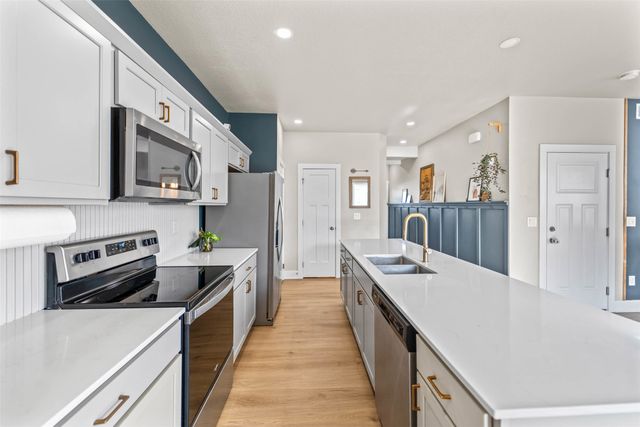 620 NE Pearl Drive, Ankeny, IA 50021