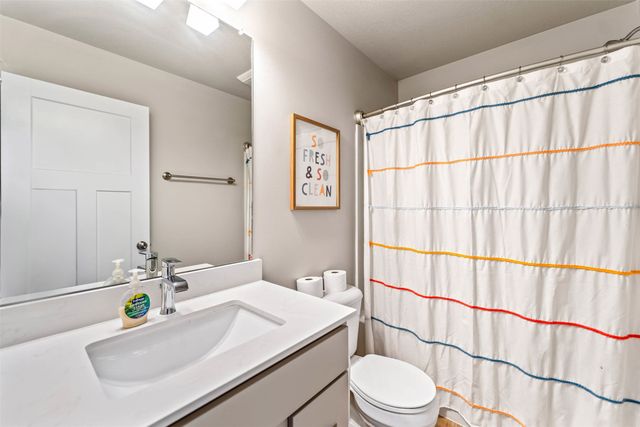 620 NE Pearl Drive, Ankeny, IA 50021