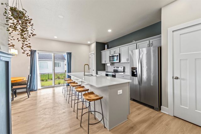 620 NE Pearl Drive, Ankeny, IA 50021