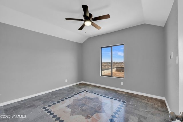 2860 Green Tree Loop, Chaparral, NM 88081