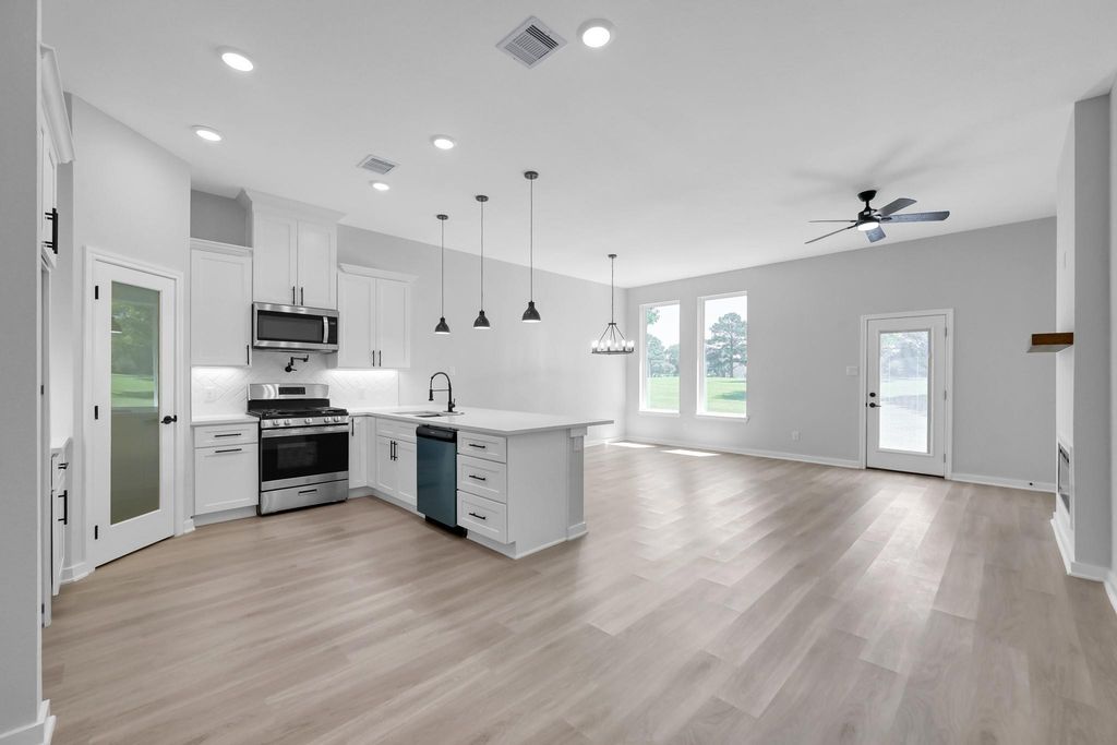 14833 Spica Court, Willis, TX 77318