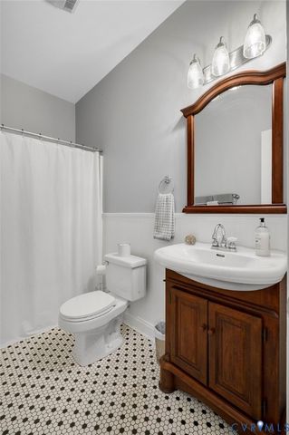 17170 Templeton Rd, Disputanta, VA 23842
