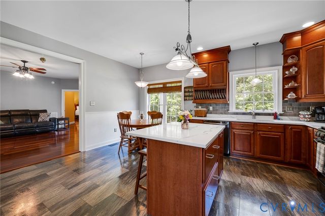17170 Templeton Rd, Disputanta, VA 23842