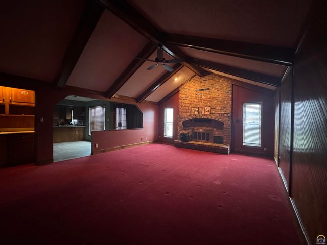 3630 SW Kings Forest RD, Topeka, KS 66610