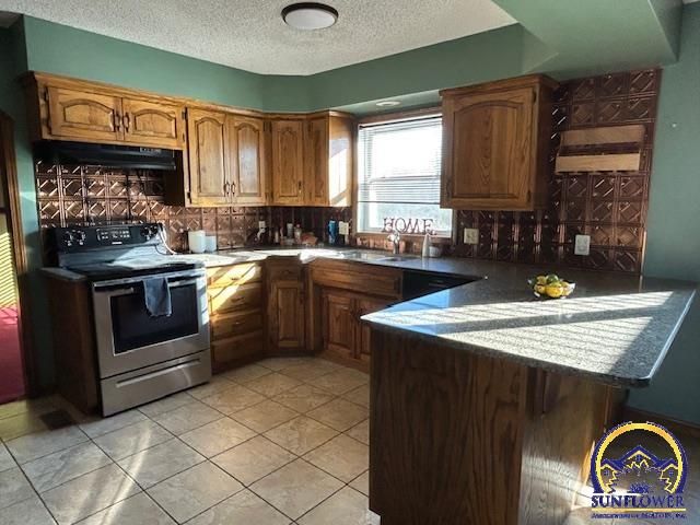 3630 SW Kings Forest RD, Topeka, KS 66610