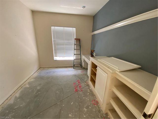 8285 Gleneagle WAY, Naples, FL 34120
