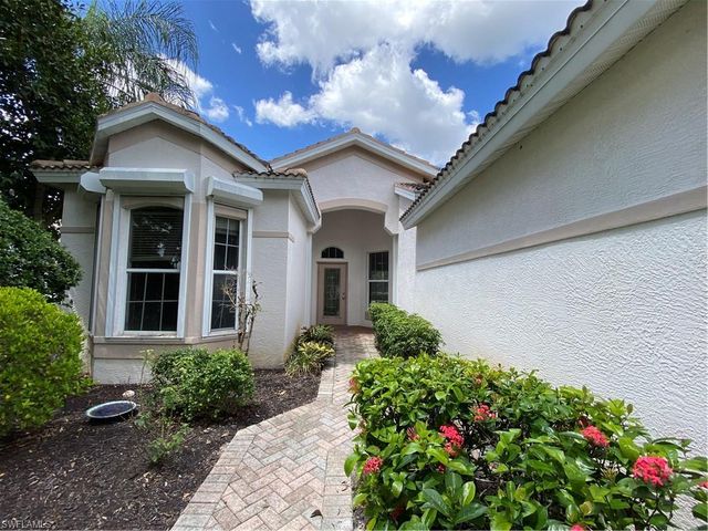 8285 Gleneagle WAY, Naples, FL 34120