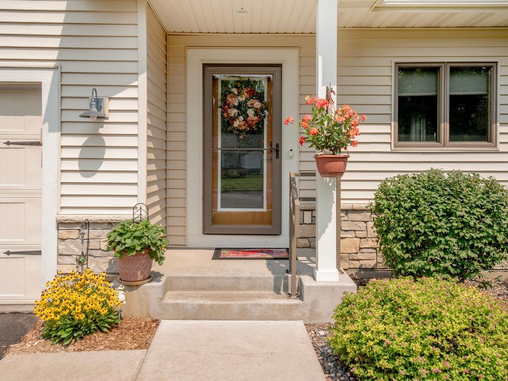 2365 Skillman Avenue E, North Saint Paul, MN 55109 — photo 3