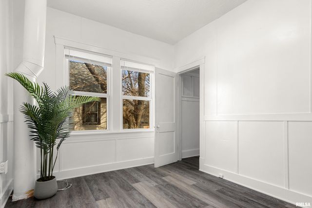 510 W GIFT Avenue, Peoria, IL 61604