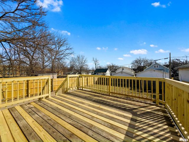 510 W GIFT Avenue, Peoria, IL 61604