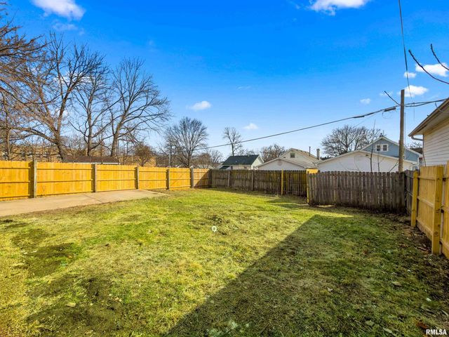 510 W GIFT Avenue, Peoria, IL 61604