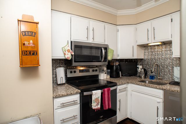 333 Vincellette Street 8, Bridgeport, CT 06606