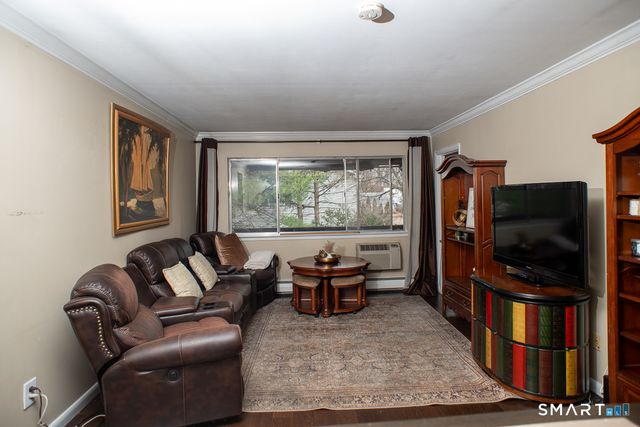 333 Vincellette Street 8, Bridgeport, CT 06606