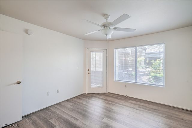 5710 East Tropicana Avenue 1017, Las Vegas, NV 89122