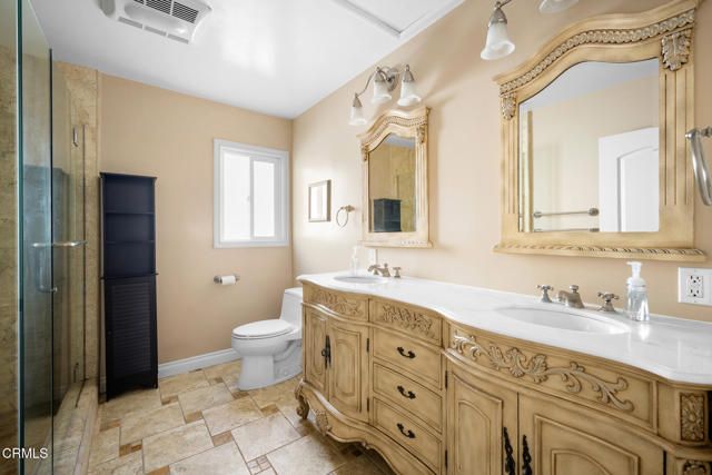 2444 N Parish Place, Burbank, CA 91504