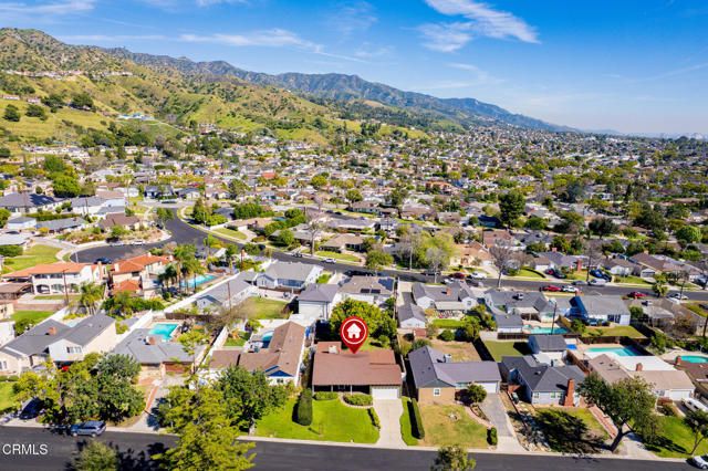 2444 N Parish Place, Burbank, CA 91504