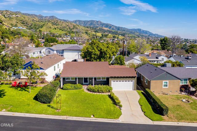 2444 N Parish Place, Burbank, CA 91504