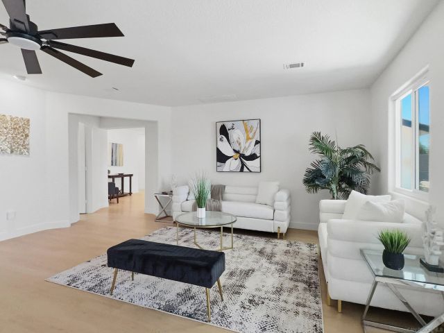 311 Rosebud Lane, San Diego, CA 92114