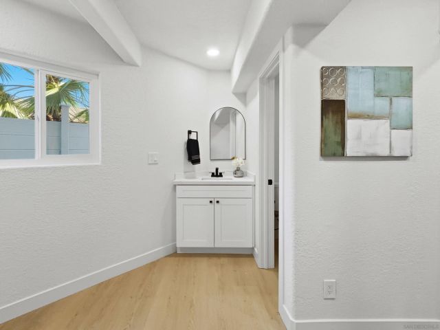 311 Rosebud Lane, San Diego, CA 92114