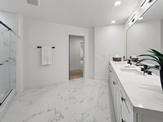 311 Rosebud Lane, San Diego, CA 92114
