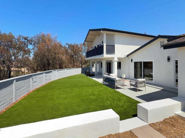 311 Rosebud Lane, San Diego, CA 92114