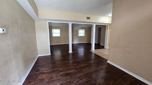 10418 LOYOLA DRIVE N Drive N, Jacksonville, FL 32218