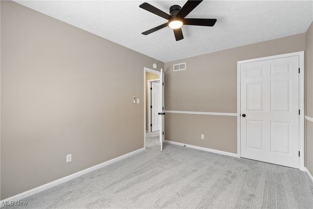 410 Columbine Avenue, Akron, OH 44312