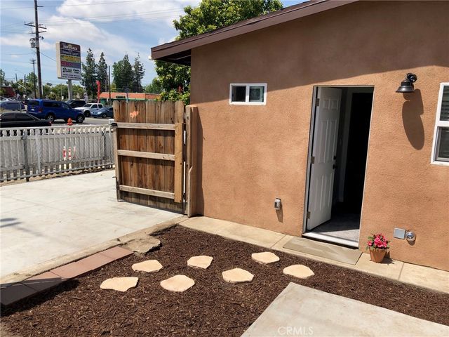 7239 Sterling Avenue, San Bernardino, CA 92404
