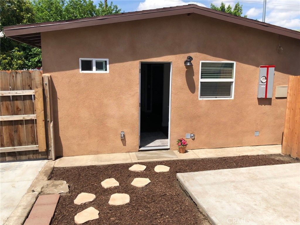 7239 Sterling Avenue, San Bernardino, CA 92404