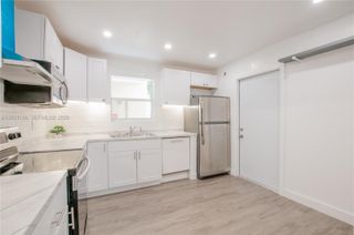 300 S Luna Court 2, Hollywood, FL 33021
