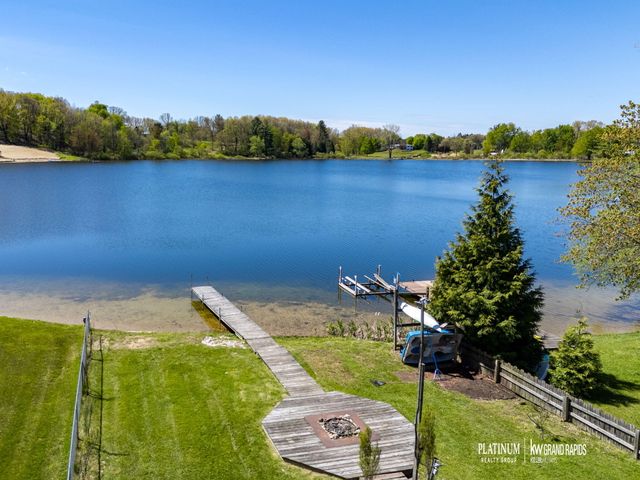 13395 Lime Lake Drive Ne, Solon Twp, MI 49345