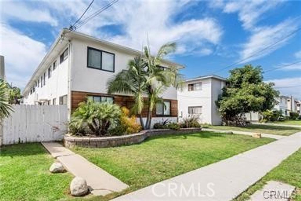 16915 Yukon 7, Torrance, CA 90504