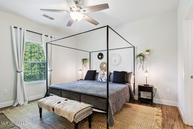 378 Woodman Avenue, Pass Christian, MS 39571