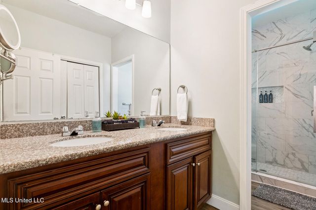 378 Woodman Avenue, Pass Christian, MS 39571