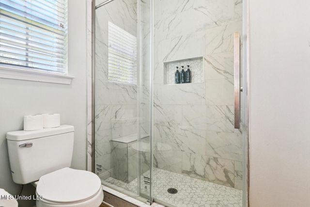 378 Woodman Avenue, Pass Christian, MS 39571