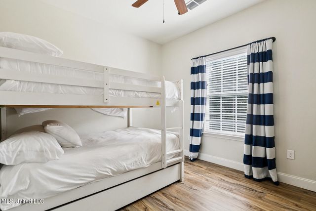 378 Woodman Avenue, Pass Christian, MS 39571