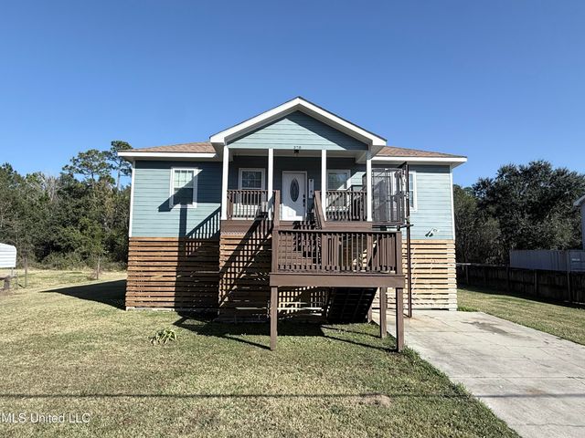 378 Woodman Avenue, Pass Christian, MS 39571