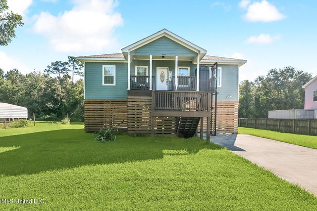 378 Woodman Avenue, Pass Christian, MS 39571