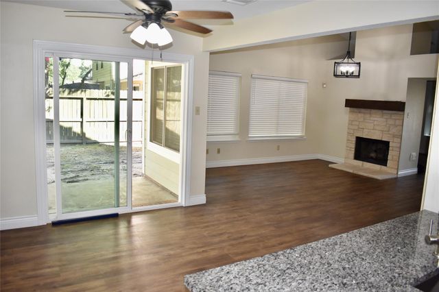 5321 Village Springs Drive, Kingwood, TX 77339