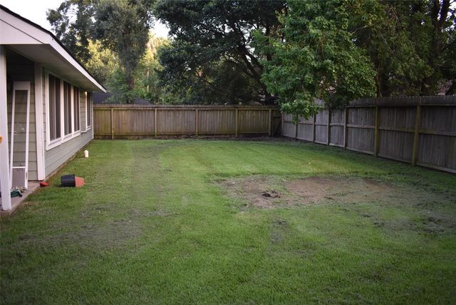 5321 Village Springs Drive, Kingwood, TX 77339
