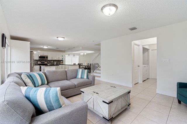 14152 SW 154th Ct, Miami, FL 33196