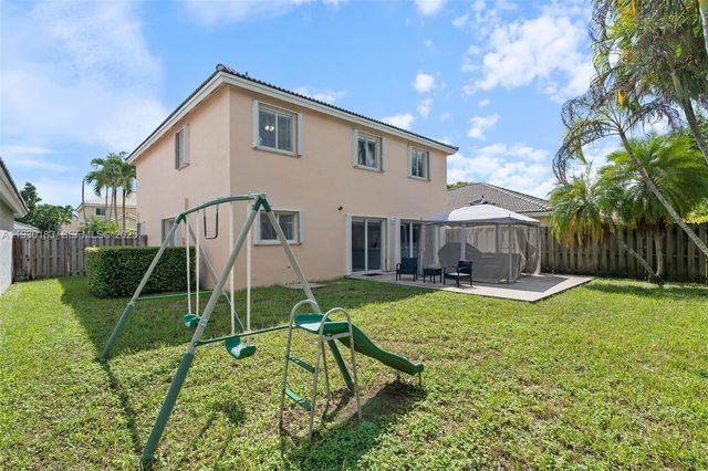 14152 SW 154th Ct, Miami, FL 33196