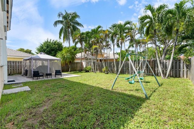 14152 SW 154th Ct, Miami, FL 33196