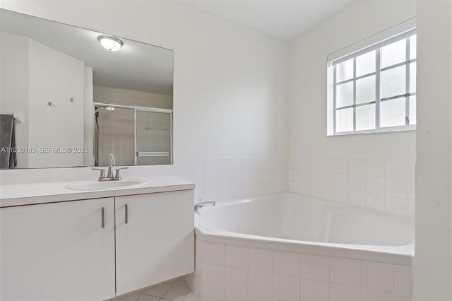 14152 SW 154th Ct, Miami, FL 33196