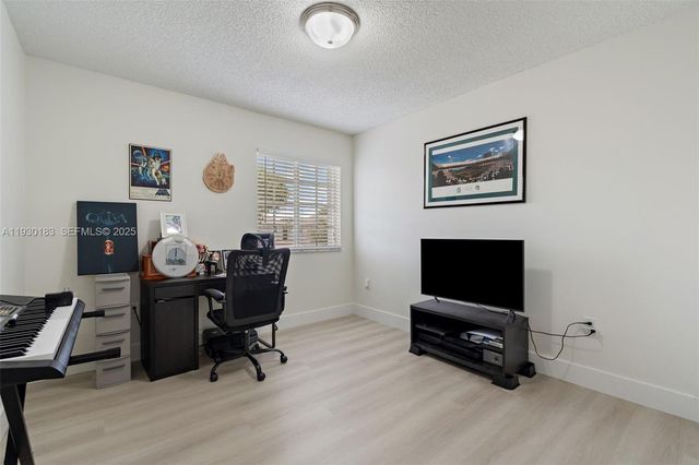 14152 SW 154th Ct, Miami, FL 33196