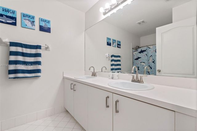 14152 SW 154th Ct, Miami, FL 33196