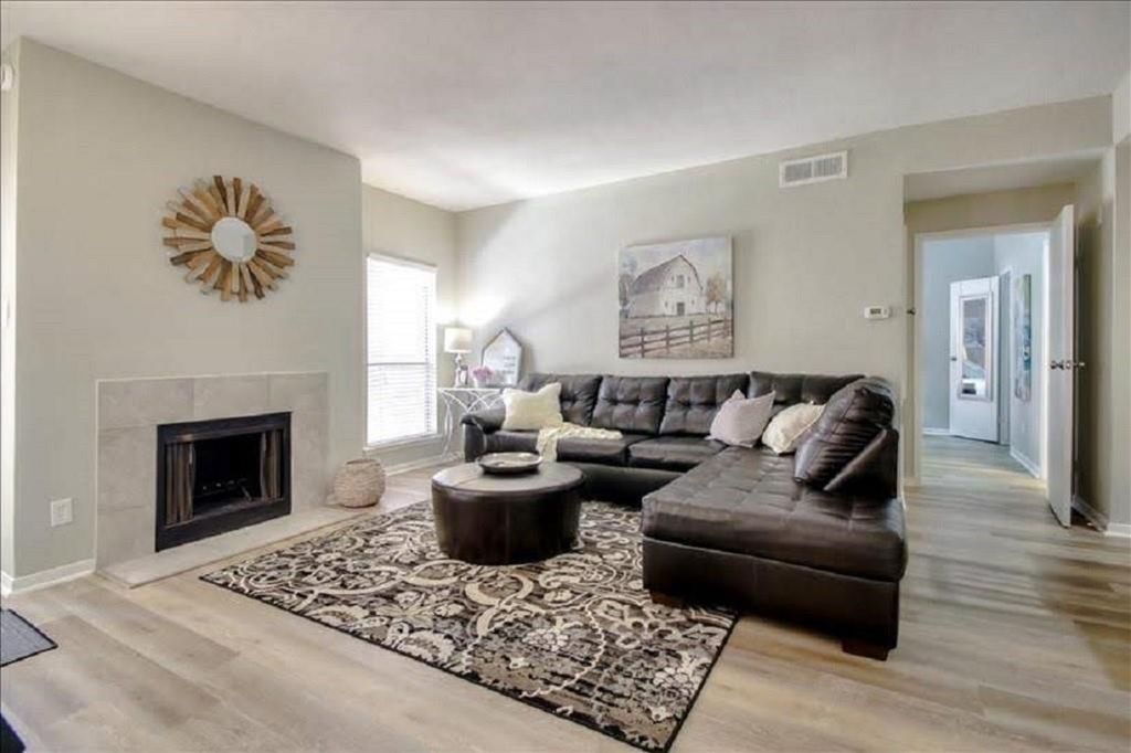 2125 Augusta Drive 63, Houston, TX 77057